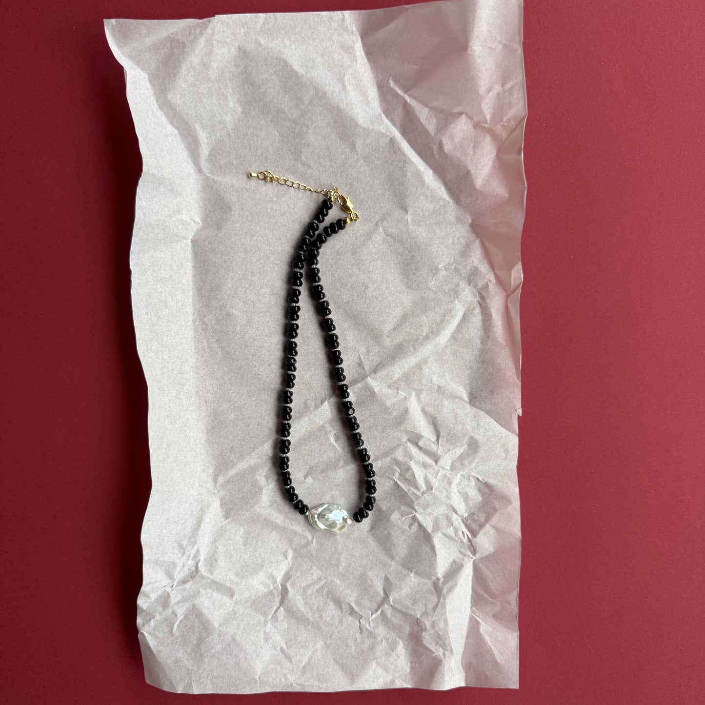 Naszyjnik z agatu, dużej perły barokowej i czeskiego koralika