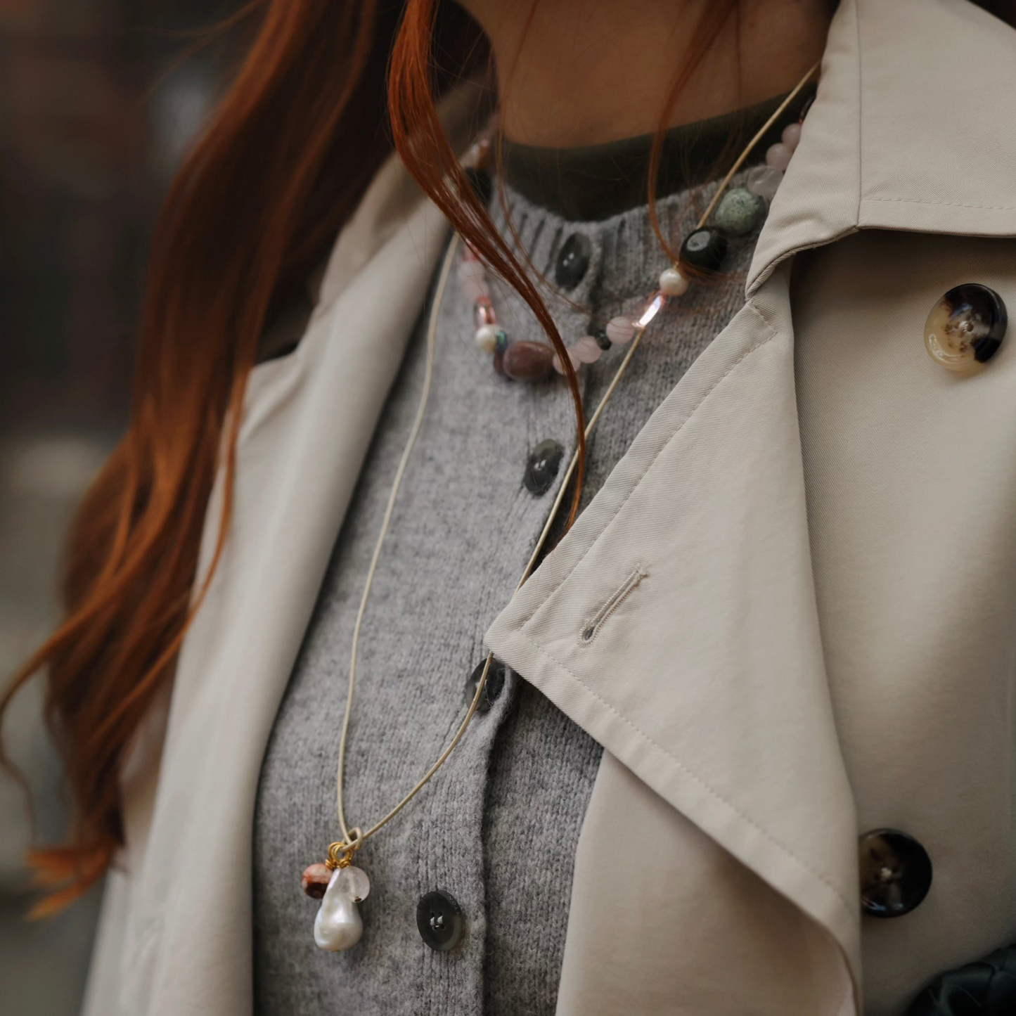 Naszyjnik z barokowej perły i mieszanki kamieni naturalnych