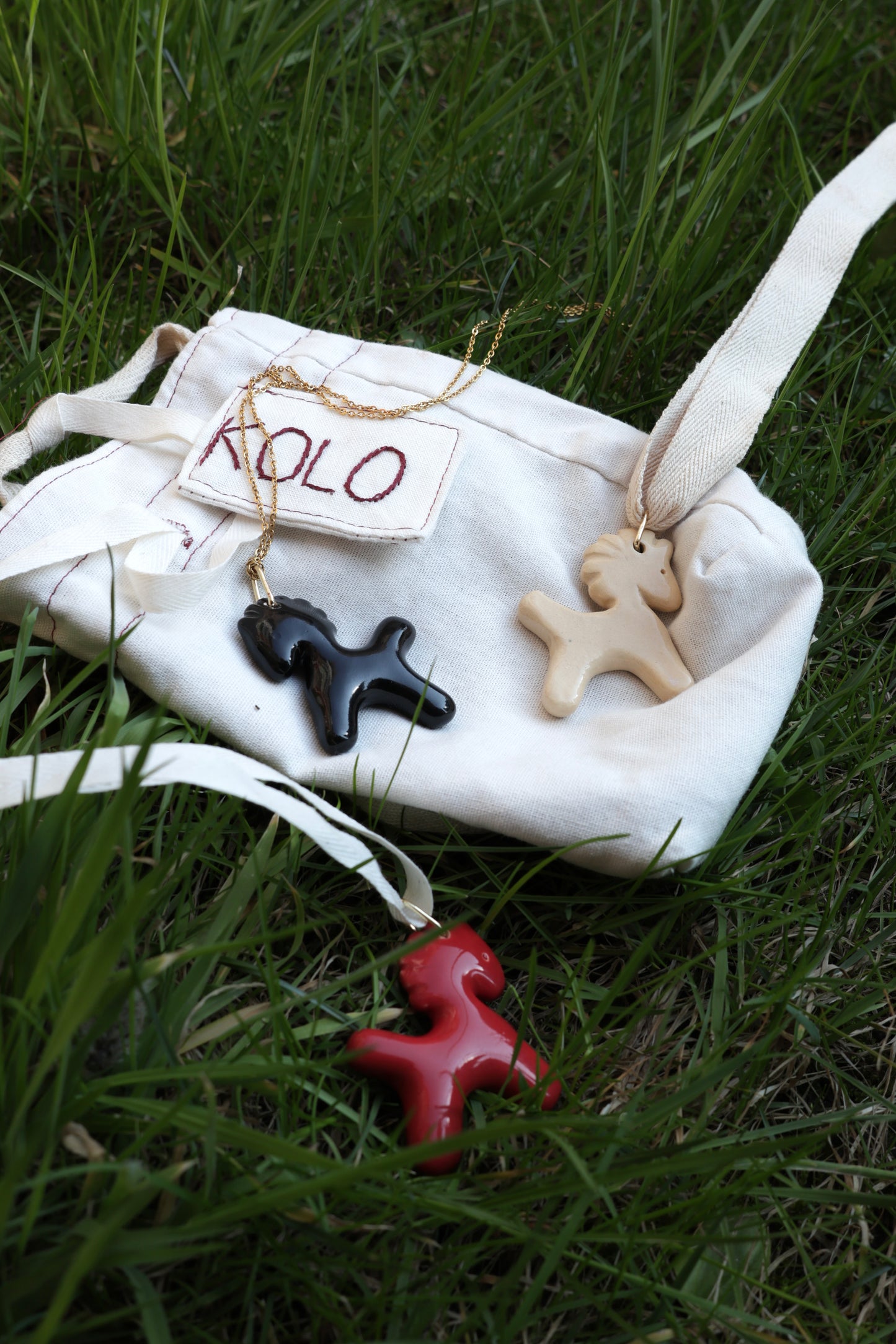 Zawieszka ceramiczna konik