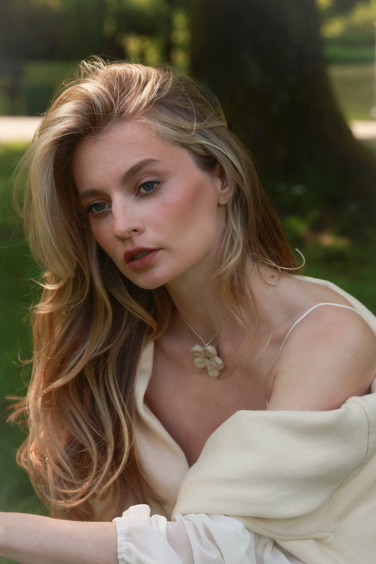 Zawieszka ceramiczna kwiatek