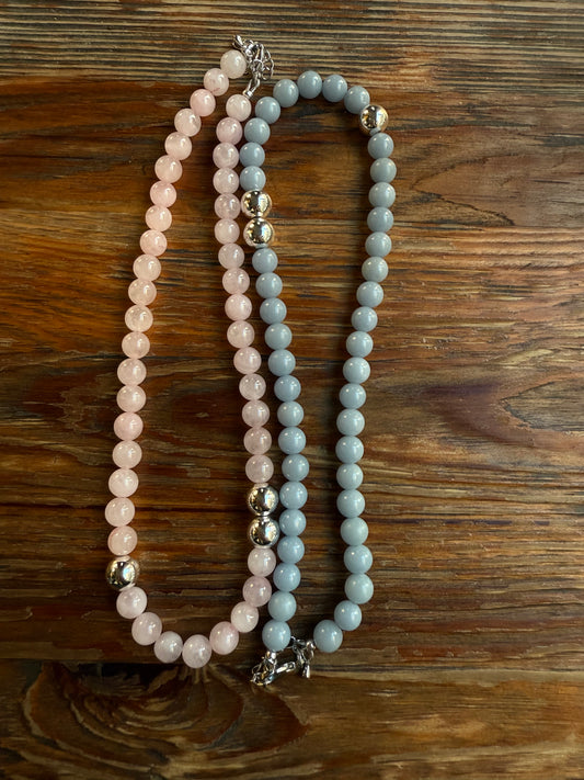 Naszyjnik z angelitu i posrebrzanego hematytu