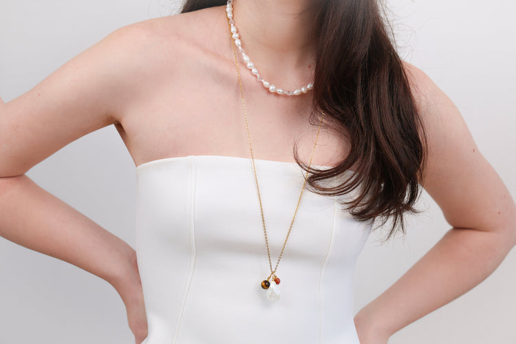 NASZYJNIKI Z WISIORKIEM