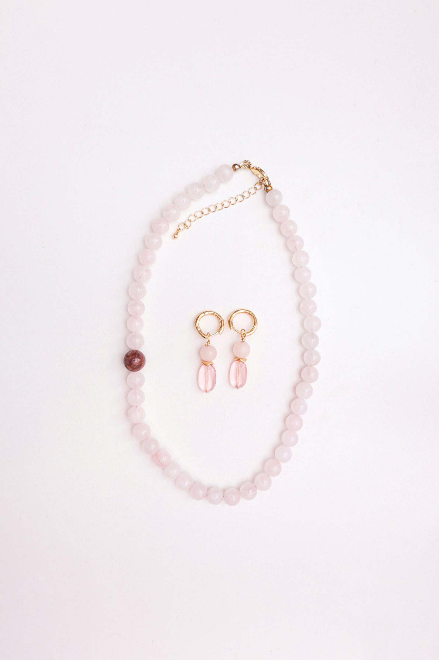 Kolczyki z różowego kwarcu