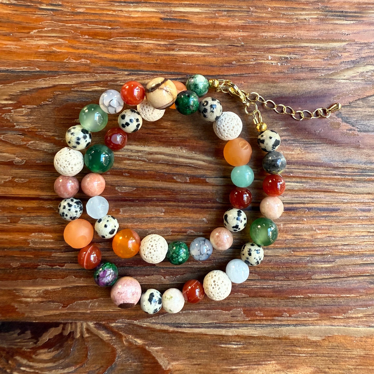 Naszyjnik z mieszanki naturalnych kamieni: agatów, jaspisu i lawy