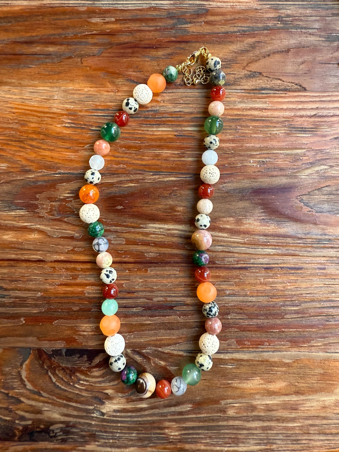 Naszyjnik z mieszanki naturalnych kamieni: agatów, jaspisu i lawy