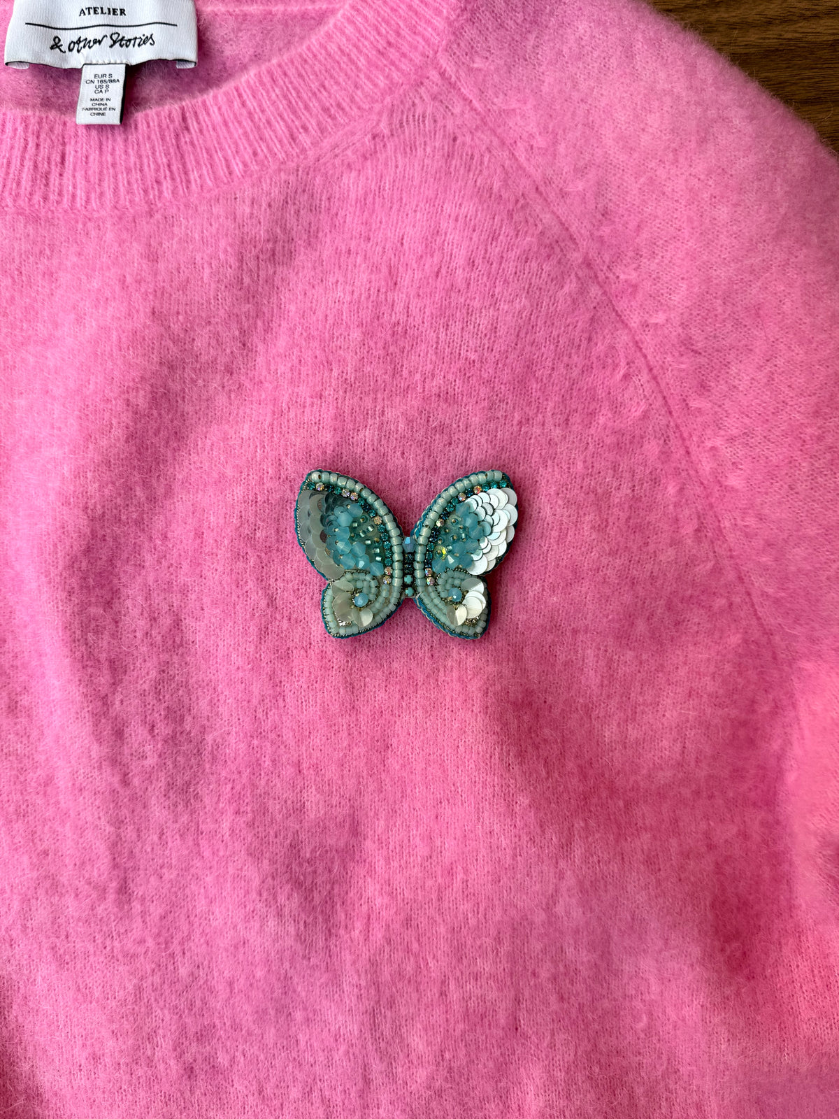 Broszka SYMBOL Motyl Sky