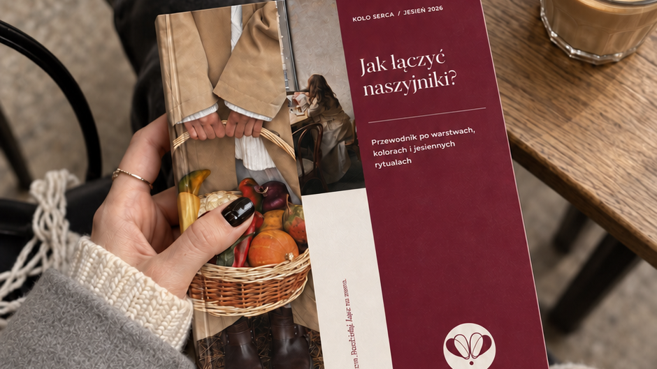Okładka bezpłatnego przewodnika Koło Serca Jak łączyć naszyjniki